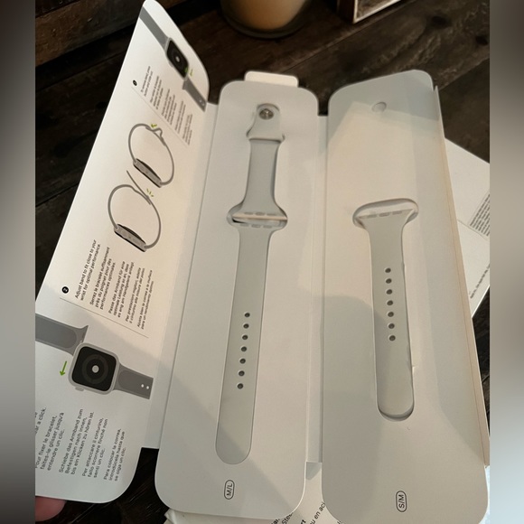 Genuine Apple Watch Sport ban S/L two different sizes